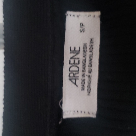 Black long sleeve crop top - Picture 3 of 3